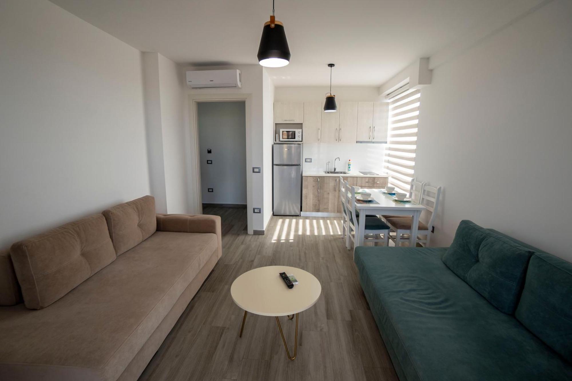 Tuttomondo Apartments Golem  Luaran gambar