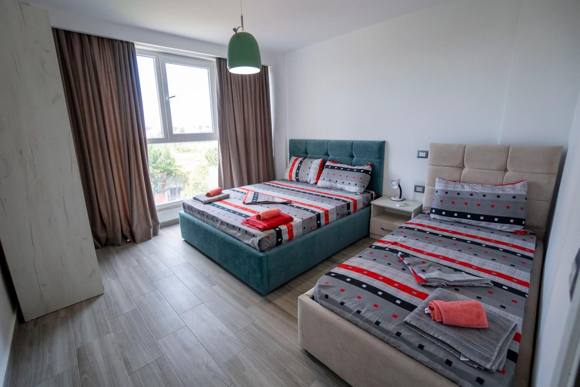 Tuttomondo Apartments Golem  Luaran gambar