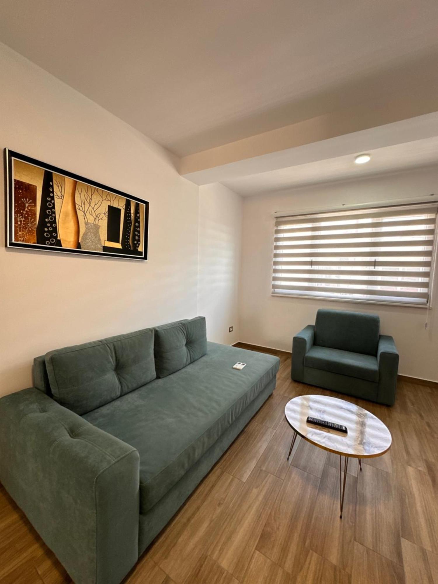 Tuttomondo Apartments Golem  Luaran gambar