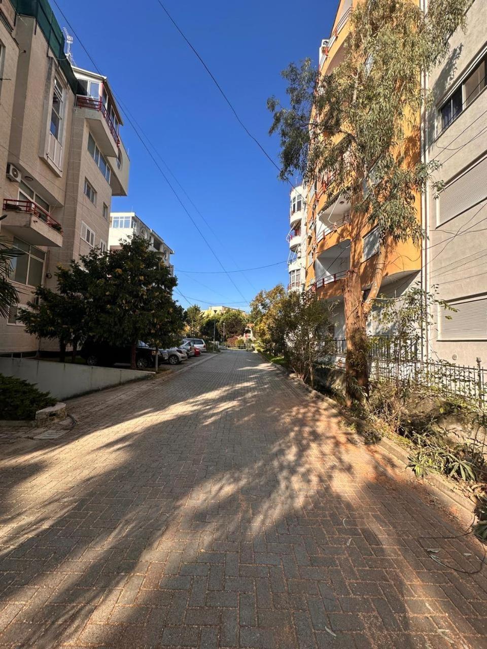 Tuttomondo Apartments Golem  Luaran gambar