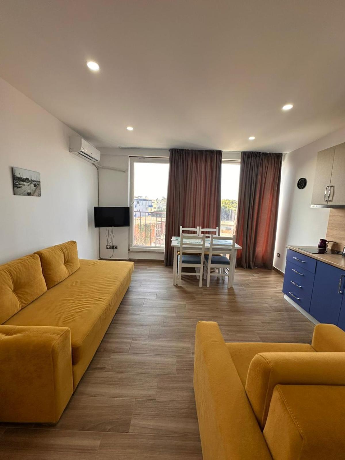 Tuttomondo Apartments Golem  Luaran gambar