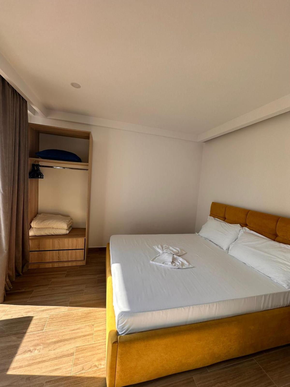 Tuttomondo Apartments Golem  Luaran gambar